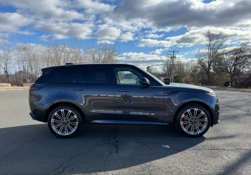 Range Rover Luxury SUV